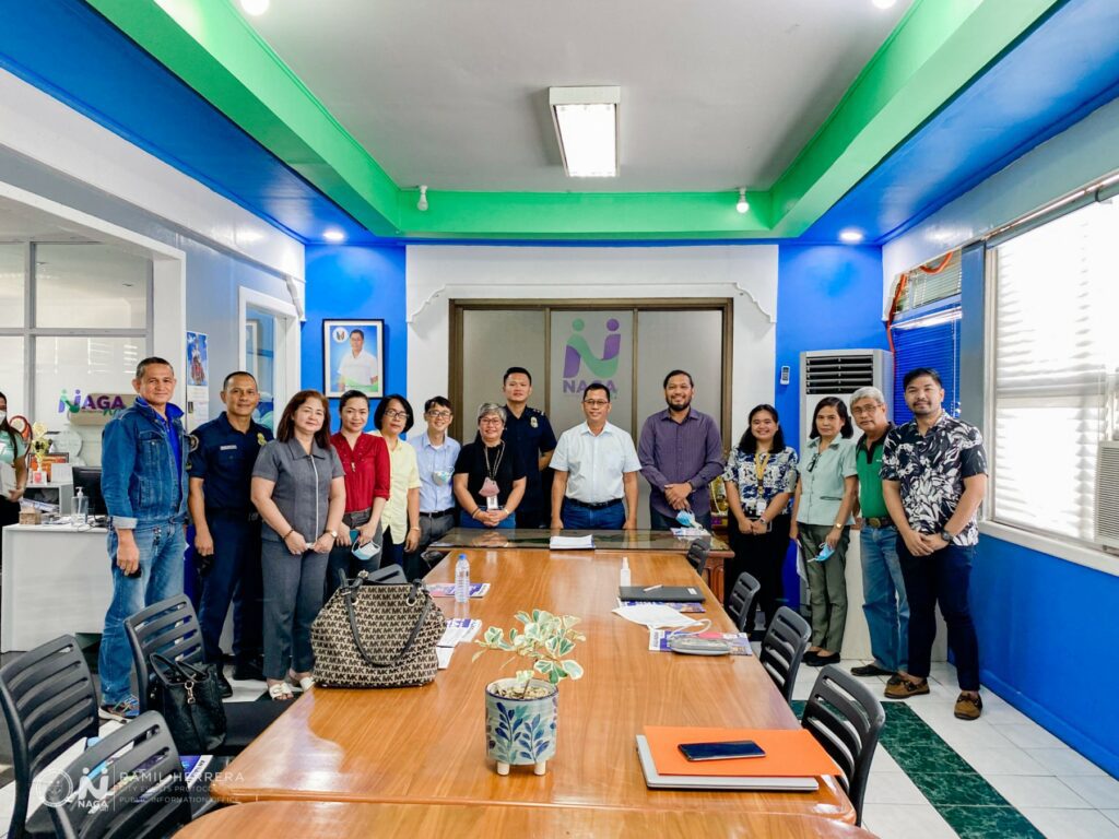 Photo op with members of PAPSAS Region 5, City Health Office, City Treasurer’s Office, City Engineer's Office, PSO, and BFP-Naga