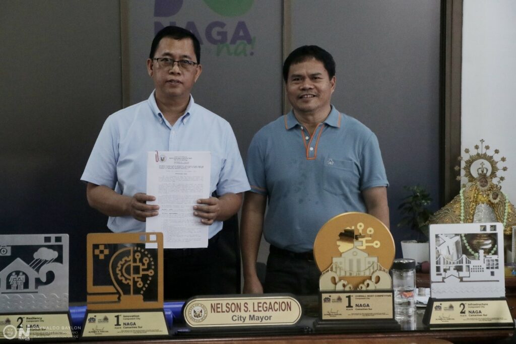 SI Alkalde Legacion asin Councilor Del Rosario pogol an ordinansa na naghohorot para sa online o digital/cashless transactions sa merkado asin mga pampasaherong lunadan sa laog kan syudad nin Naga.