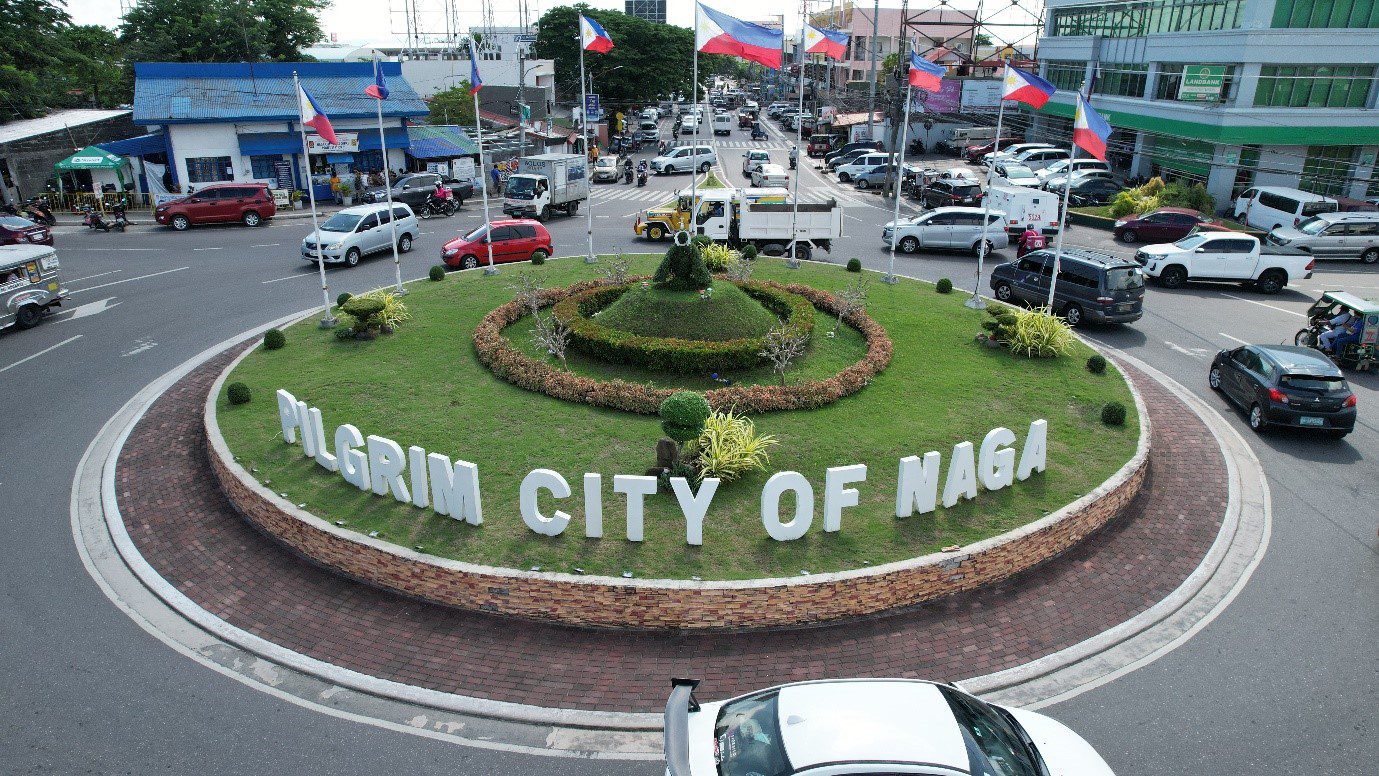 THE rotunda (traffic circle) that marks the limits of Naga’s 4 major thoroughfares: Roxas Avenue, Magsaysay Avenue, Panganiban Drive, and the main road of Barangay Concepcion Pequeña.