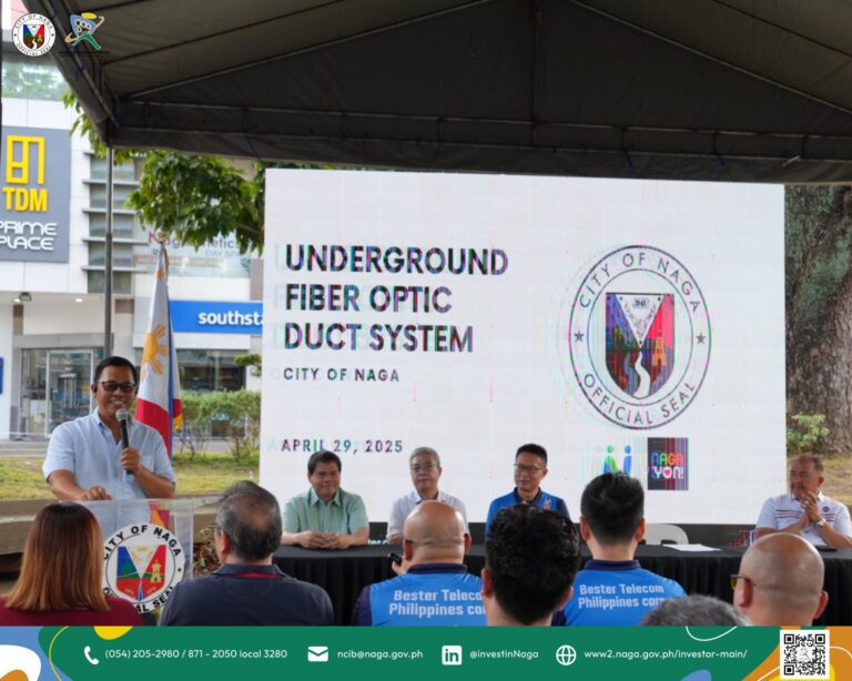 Mayor Nelson Legacion giving an opening message on the launch of Underground Fibre Optic Duct Infrastructure Project